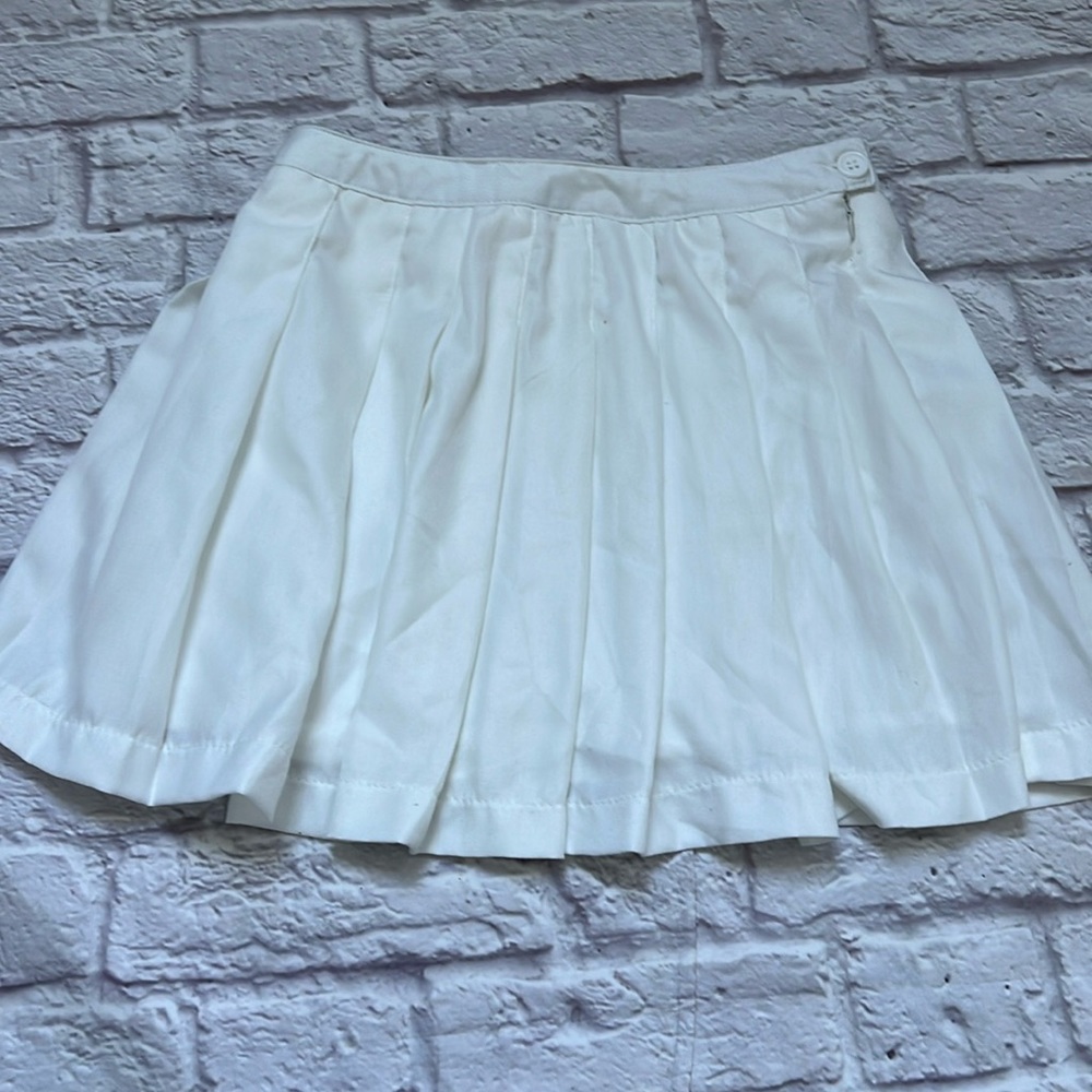 Forever 21 pleated white tennis skirt